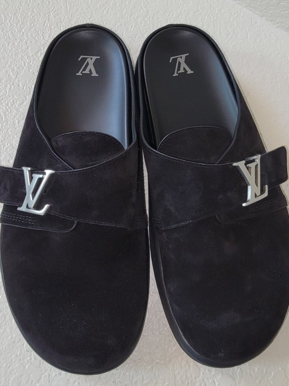 Louis Vuitton LV Easy Mule Black Suede Men's Size 11